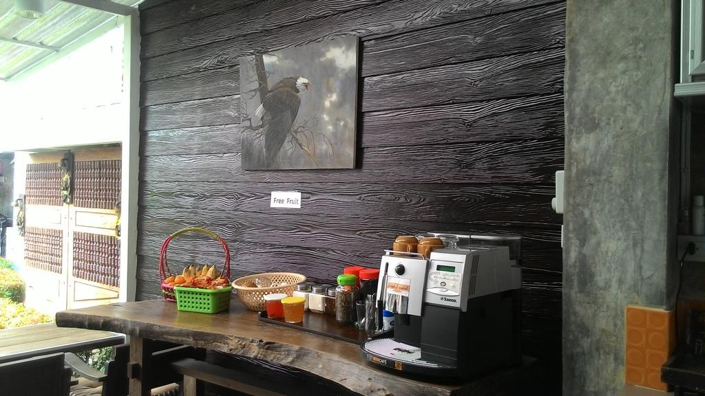 Zan Pla Nade Guesthouse チェンライ エクステリア 写真