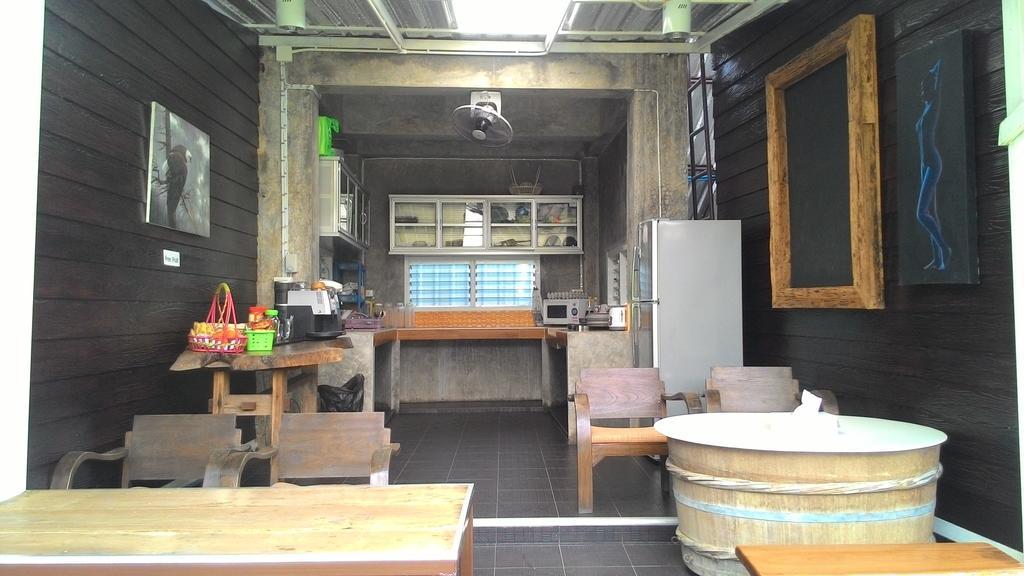 Zan Pla Nade Guesthouse チェンライ エクステリア 写真