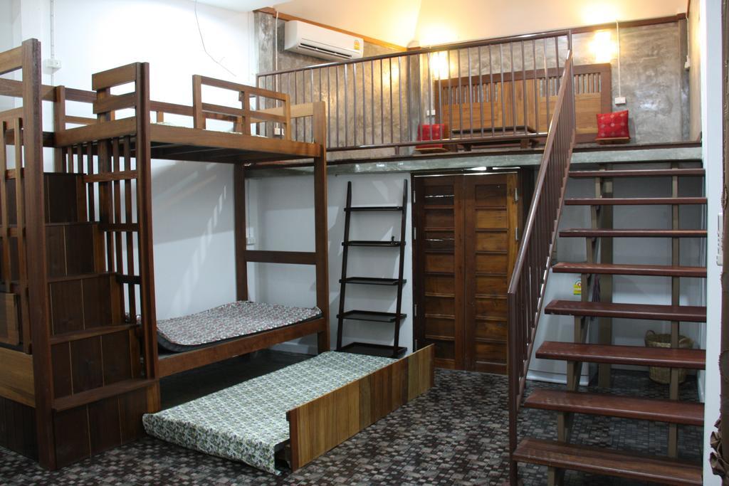 Zan Pla Nade Guesthouse チェンライ エクステリア 写真