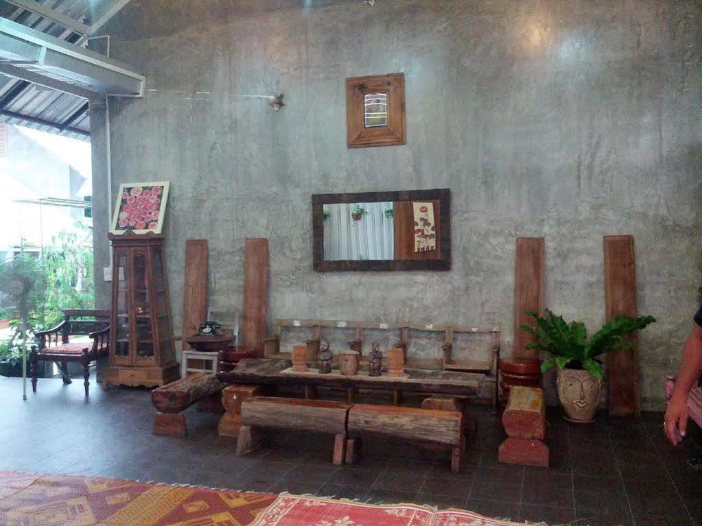 Zan Pla Nade Guesthouse チェンライ エクステリア 写真